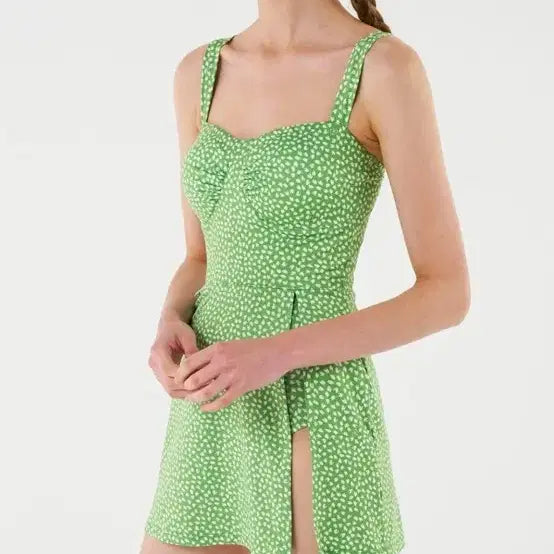 [BUNJANG] Coralique Women's Swimsuit Size M (55) / 코랄리크 수영복 M사이즈(55)