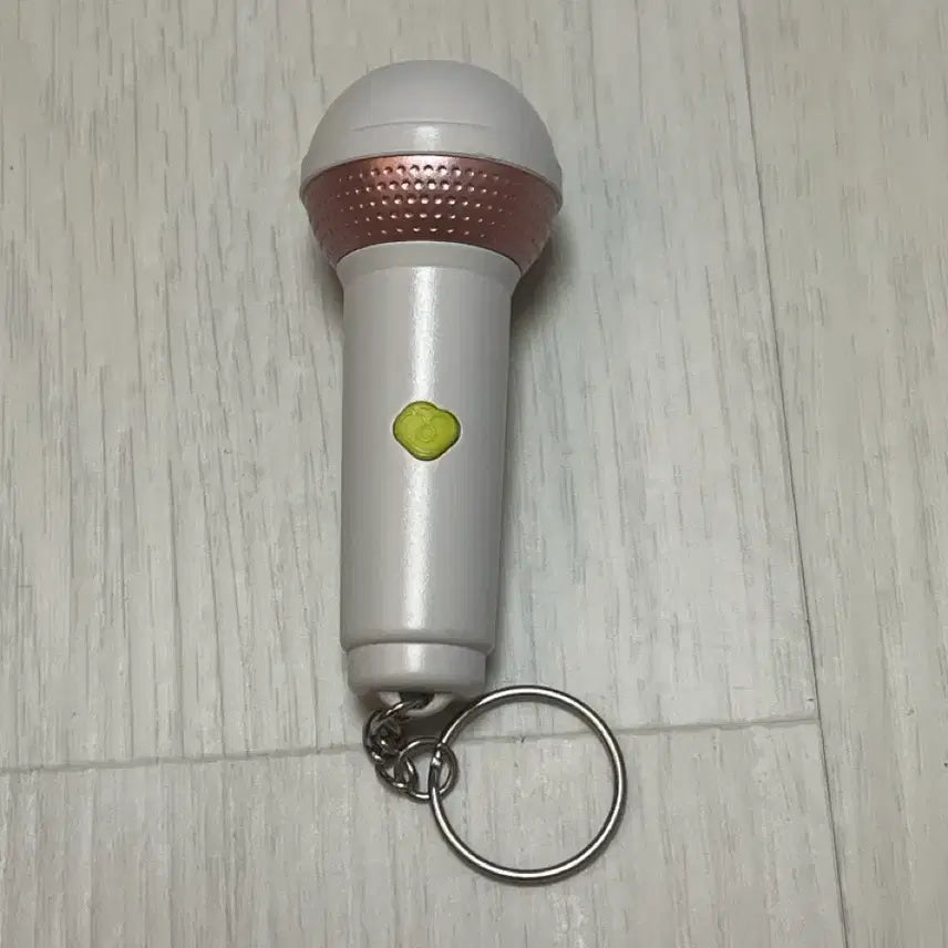 [BUNJANG] IU "Ike" Shape Projector Goods / 아이크 모양 프로젝터 아이유 굿즈