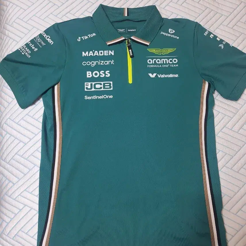 [BUNJANG] Aston Martin F1 Team Uniform Fuel for Fans Edition / F1 애스턴마틴 유니폼 팝니다