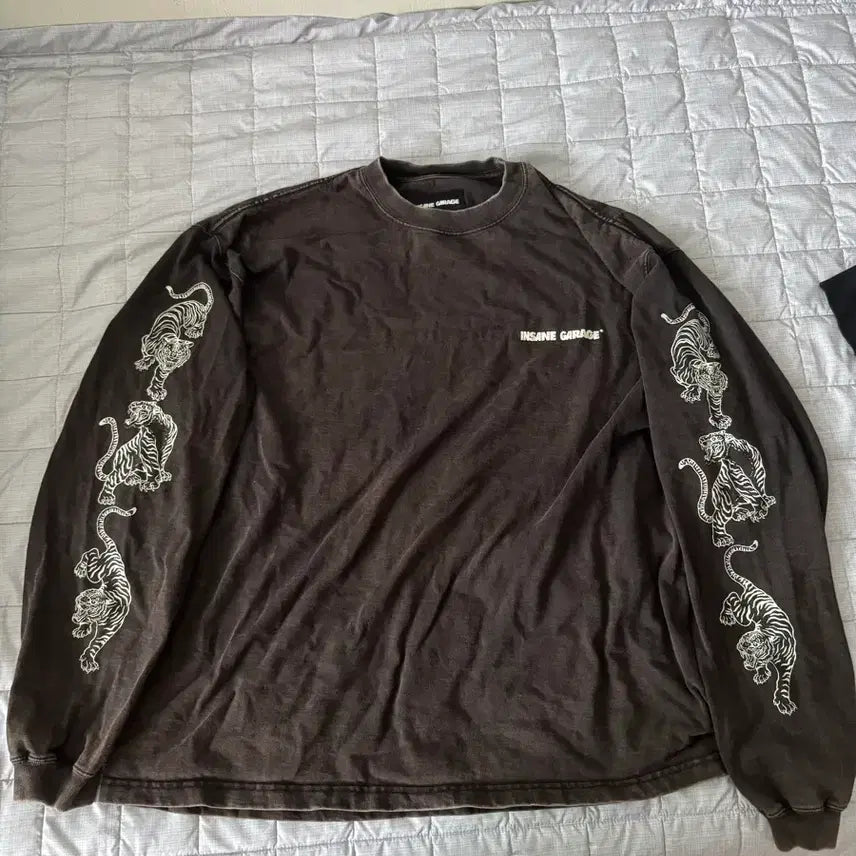 [BUNJANG] InsaneGarage Tiger Long Sleeve - Size 2 / 인세인개라지 롱슬리브 2