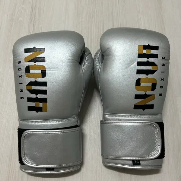 [BUNJANG] Nova 772 Boxing Gloves 14oz (Unused) / 노바 772 복싱 글러브 14oz (미사용)