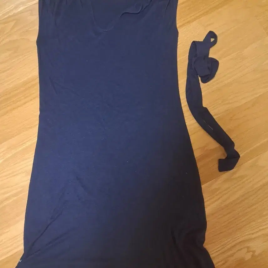 [BUNJANG] Lacoste Slim Fit Midi Dress Navy / 라코스테 원피스