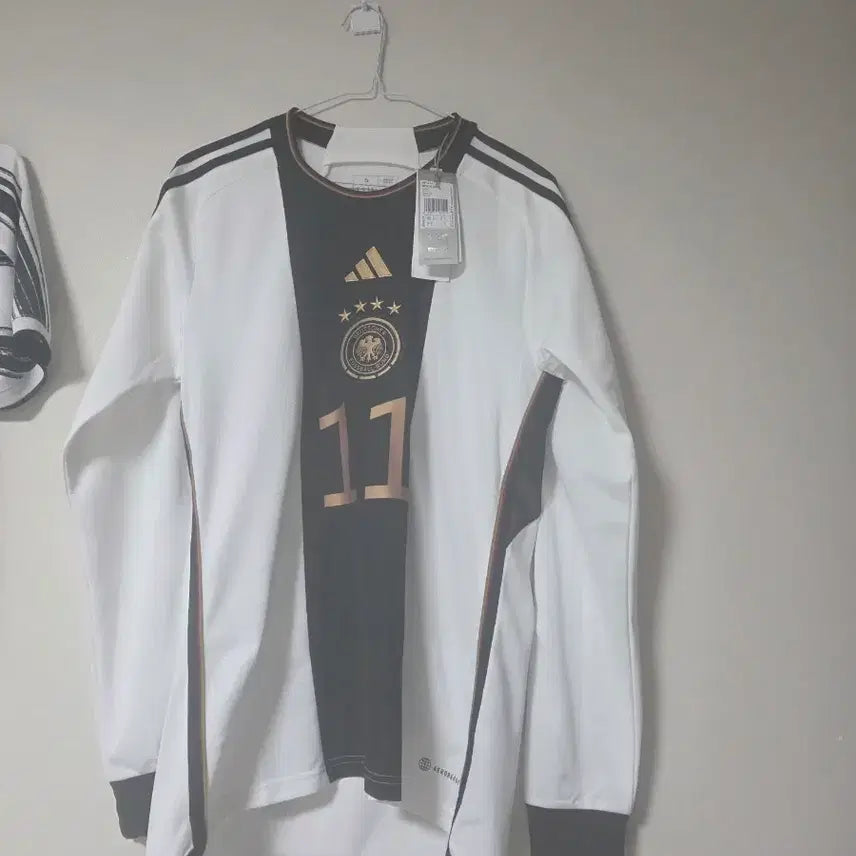 [BUNJANG] Adidas 22-24 Germany National Team Home Long Sleeve Replica Jersey (95S) / 22-24독일 국대 홈 로이스 유니폼 져지 긴팔 판매95S/택