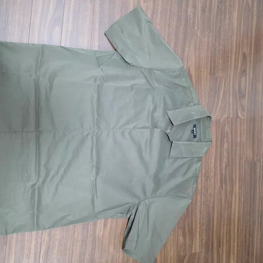 [BUNJANG] DKNY Quarter Open Collar Shirt Olive Khaki / [95] DKNY 쿼터 오픈카라셔츠 올리브카키