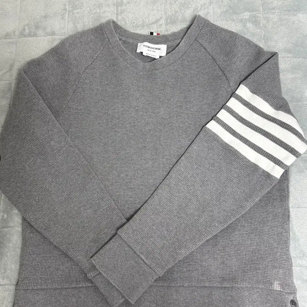 [BUNJANG] Thom Browne Diagonal Stripe Sleeve Waffle Sweatshirt / 톰브라운 사선완장 와플 맨투맨