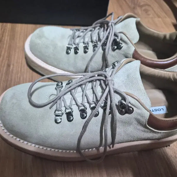 [BUNJANG] Lost Garden Boston Beige Sneakers 265 / 로스트가든 보스턴 베이지 265 boston