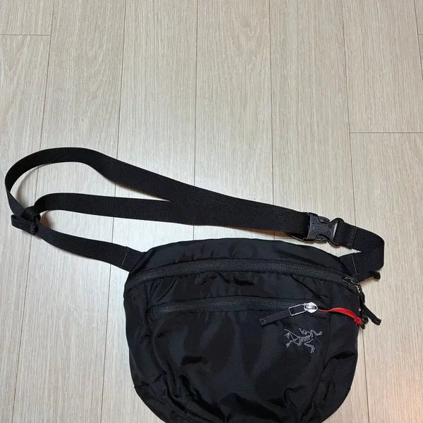 [BUNJANG] Arc'teryx Mantis 2 Waistpack Black / 아크테릭스 맨티스 2 웨이스트팩 블랙/Arc'teryx Mantis 2 Waistpack Black