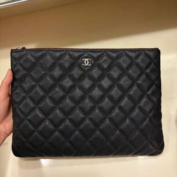[BUNJANG] Chanel Classic Clutch Caviar Silver Hardware / 샤넬 클래식 클러치 캐비어 은장