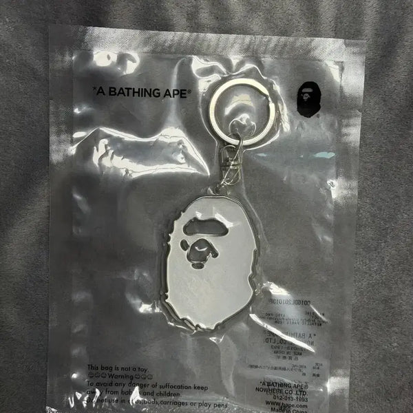 [BUNJANG] BAPE Ape Head Reflective Keychain / 베이프 에이프 헤드 리플렉티브 키체인
