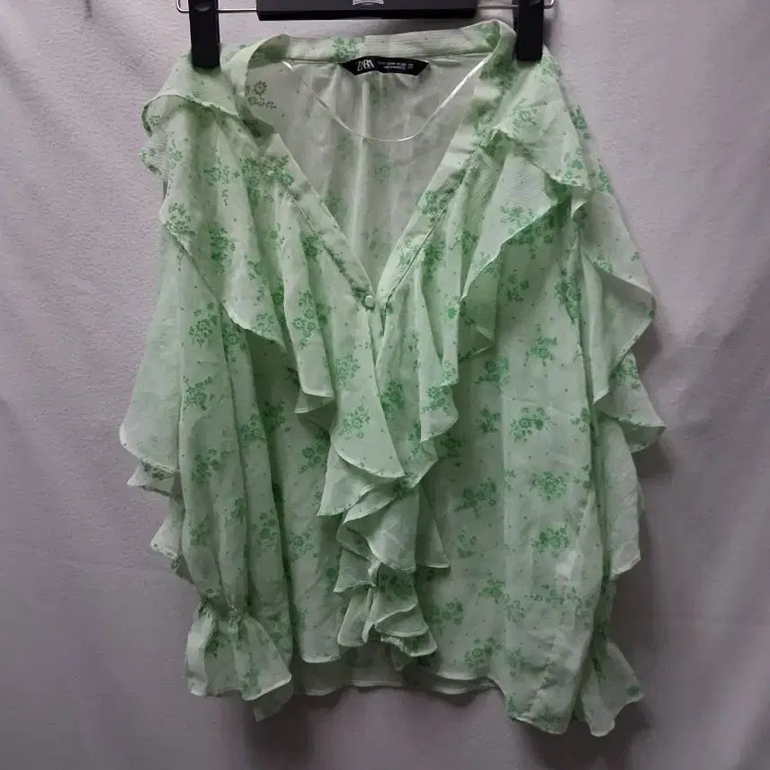 [BUNJANG] Zara Floral Frill Blouse Green L / 자라 프릴 플로럴 블라우스 연두색 L