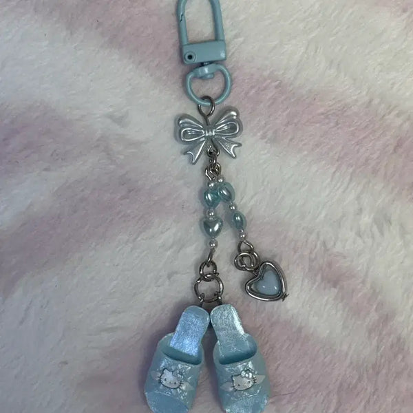 [BUNJANG] Hello Kitty Quilted Strap Sky Blue Slippers / 키티 퀼트 스트랩 퀼팅 하늘색 슬리퍼