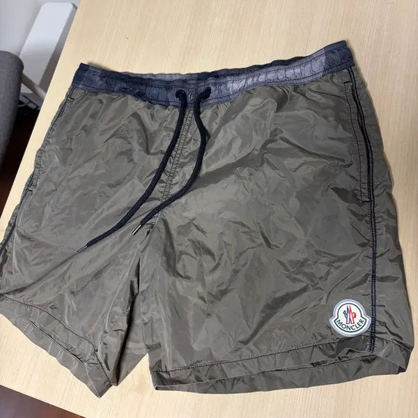 [BUNJANG] Moncler Men's Swim Trunks Khaki/Navy Size L / 몽클레어 남성 수영복 L
