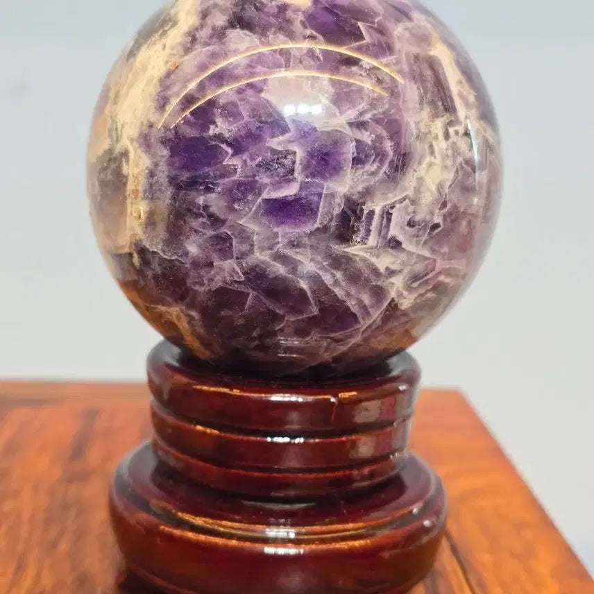 [BUNJANG] Amethyst Sphere Polished Stone Mineral Specimen / 26072109 컬러가 영롱한 자수정 구가공석 수석 광물 수석 팝니다