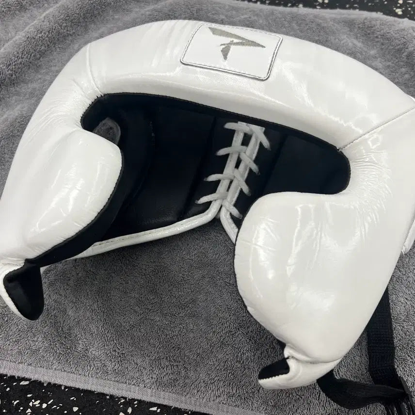 [BUNJANG] Pinem SHG-250 White Size S / 피넘 SHG-250 화이트 s사이즈