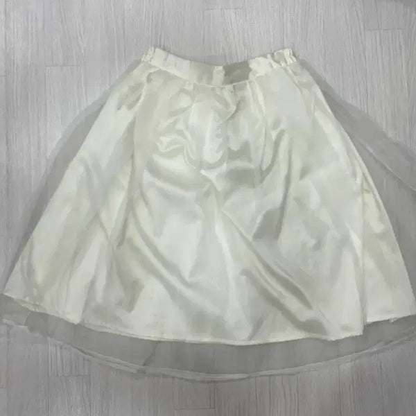 [BUNJANG] White Satin Tulle Skirt / 화이트 새틴 튤 스커트