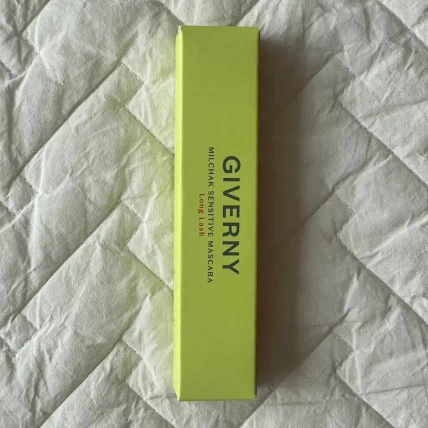 [BUNJANG] Giverny Milky Fit Sensitive Mascara Longlash 01 Black / 지베르니 밀착 센서티브 마스카라 롱래쉬 01 블랙