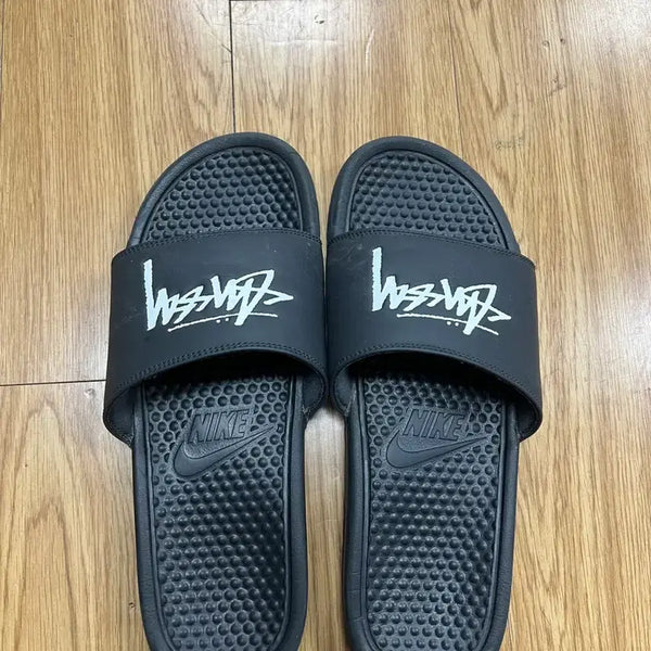 [BUNJANG] Nike Stussy Benassi Slides Black / 나이키 스투시 베나시 슬라이드 블랙 290