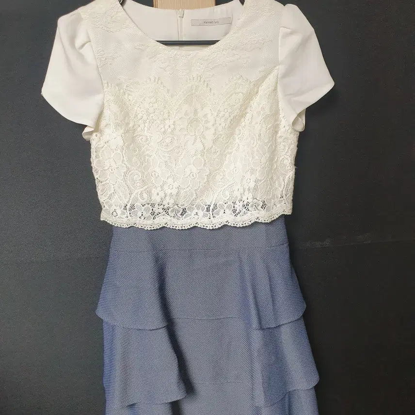 [BUNJANG] Kenneth Lady Lace Mini Dress Ivory/Blue (Size 55) / 진짜만원 케네스레이디 캉캉 미니원피스 55 레이스 아이보리블루