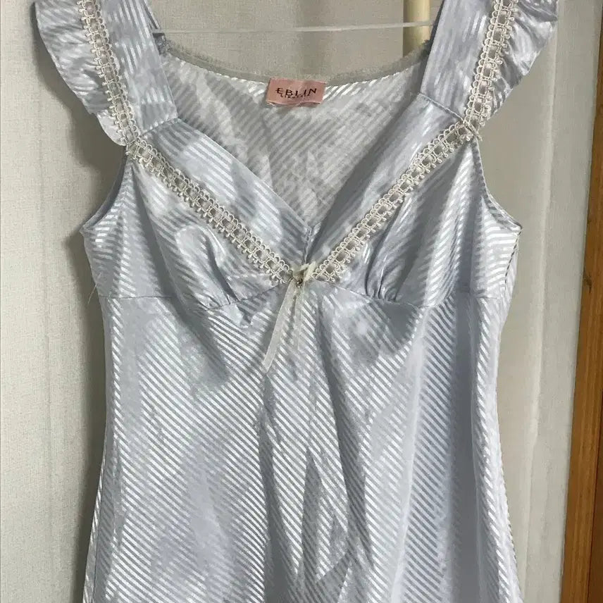 [BUNJANG] Eblin Vintage Sleeveless Top / 빈티지 에블린 슬립 나시 상의 히메갸루 짜잔씨 stc 핑크세스