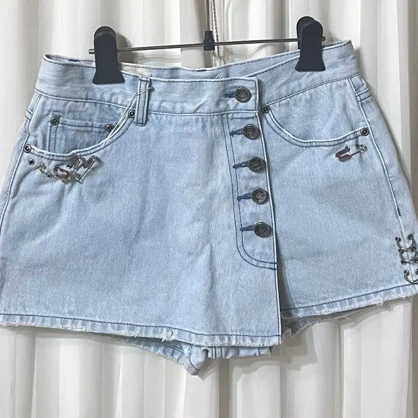 [BUNJANG] ISKO Denim Wrap Skirt Shorts / (새상품) ISKO 데님 랩 스커트 반바지 S