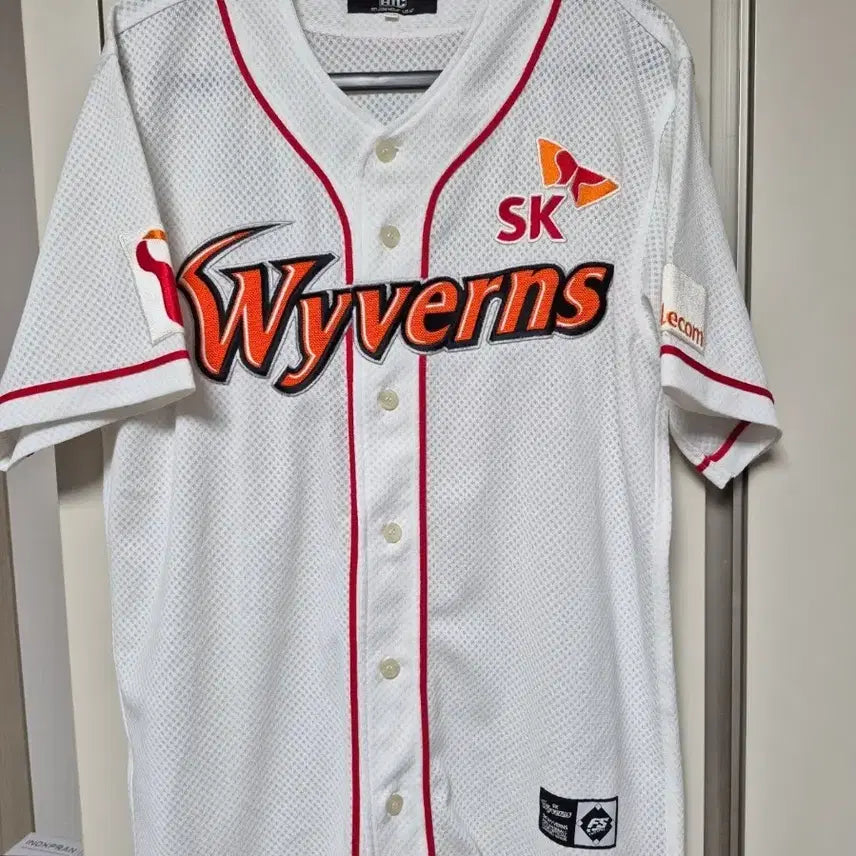 [BUNJANG] SK Wyverns "Dynasty Era" Authentic Jersey Size 105 - Song Eun-beom / SK 와이번스 왕조시절 정품 유니폼 105사이즈 송은범 마킹 판매합니다
