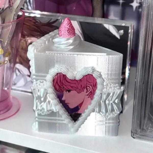 [BUNJANG] 3D Strawberry Cake Photocard Holder Keychain / 3D 딸기 케이크 포카홀더 양면 키링 포카홀더북 산리오 ran포카홀더