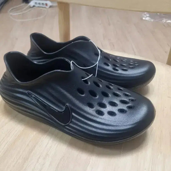 [BUNJANG] Nike ReactX Rejuvenate Black Men's Shoes / 나이키 리액트X리주버네이트 270