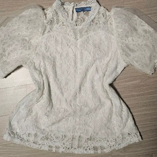 [BUNJANG] Lace Puff Sleeve Blouse White / 새상품)레이스 퍼프 블라우스 화이트