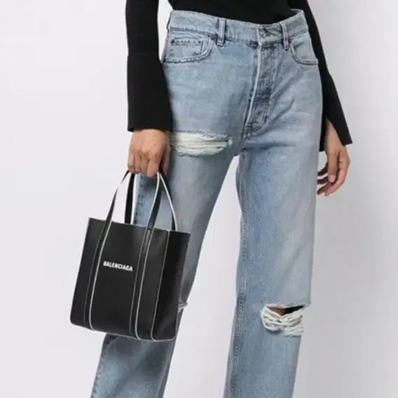 [BUNJANG] Balenciaga Everyday XXS Crossbody/Tote Bag / 발렌시아가 에브리데이 xxs 크로스백/토트백 정품S급(감정서O)