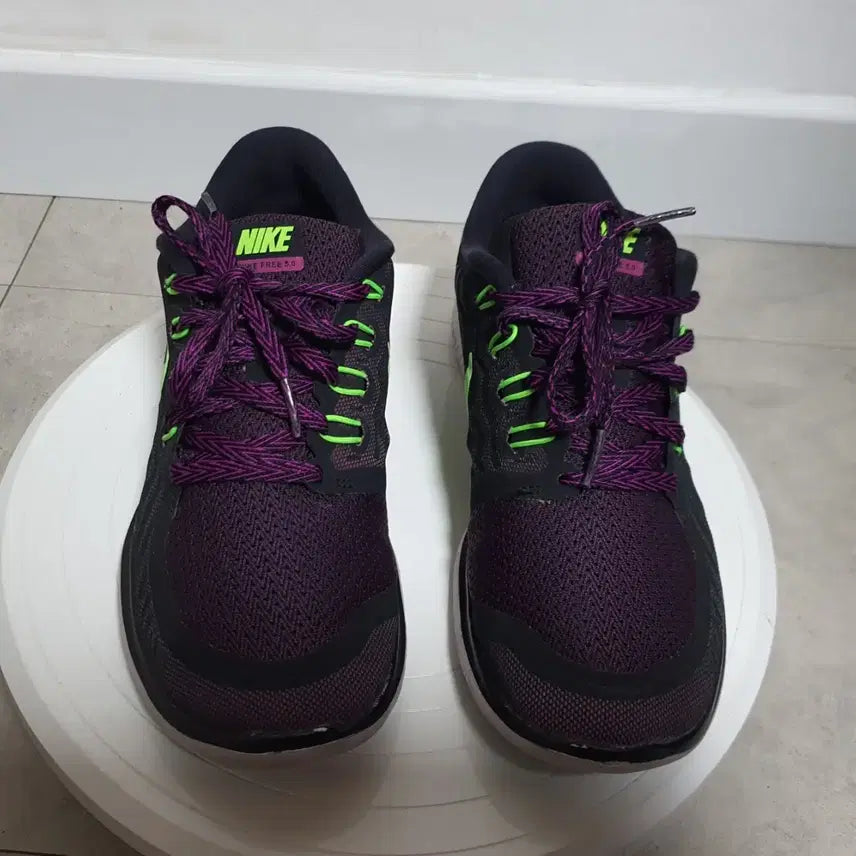 [BUNJANG] Nike Free 5.0 Running Athletic Sneakers Lace-Up Purple / 나이키 프리 5.0 러닝, 애슬레틱 스니커즈 레이스 업 퍼플, 724383-005, 240mm