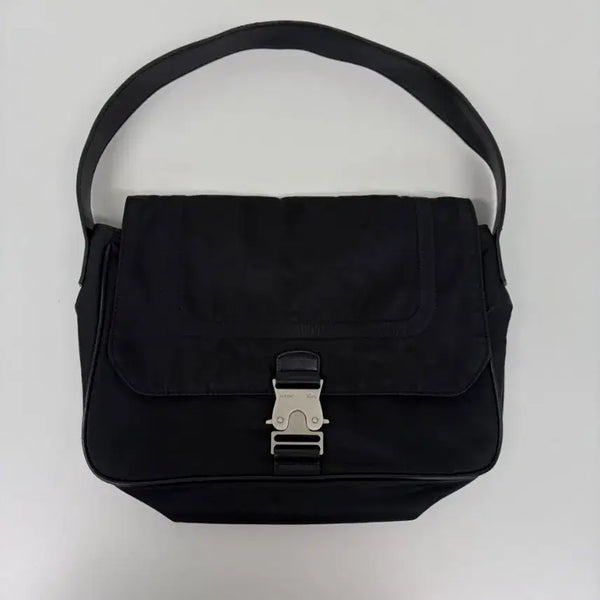[BUNJANG] Matin Kim Buckle Lock Chic Shoulder Bag Black / [정품] 마뗑킴  버클 락 시크 숄더백 블랙