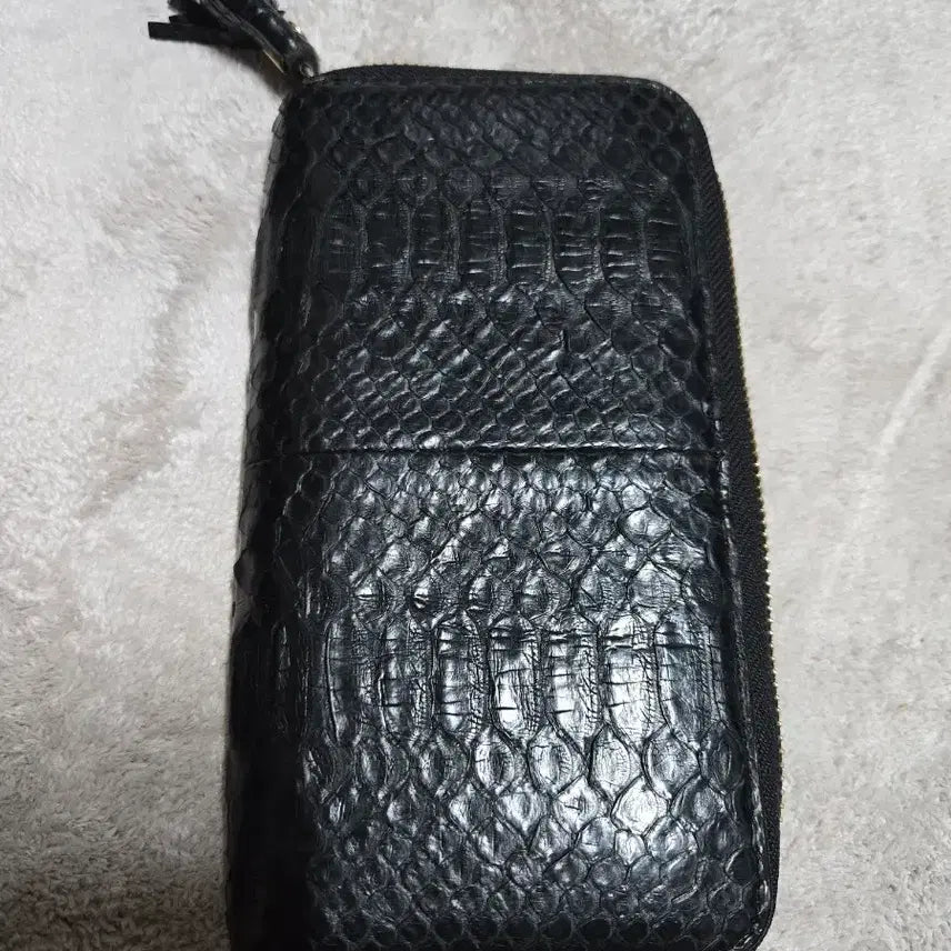 [BUNJANG] Jean-Louis Scherrer Black Crocodile Pattern Long Wallet / 장 루이 쉐레 블랙 악어 패턴 장지갑