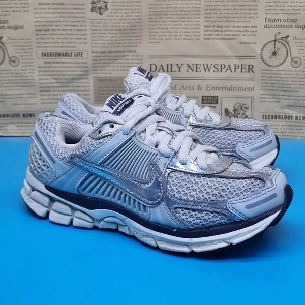 [BUNJANG] Nike Zoom Vomero 5 Silver Sneakers / 나이키 줌 보메로 5 실버 운동화235