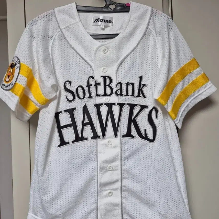 [BUNJANG] Mizuno Authentic SoftBank Hawks Lee Dae-ho Marked Baseball Jersey Size 95 / 미즈노 정품 소프트뱅크 호크스 유니폼, 이대호 마킹 95사이즈 판매합니다.