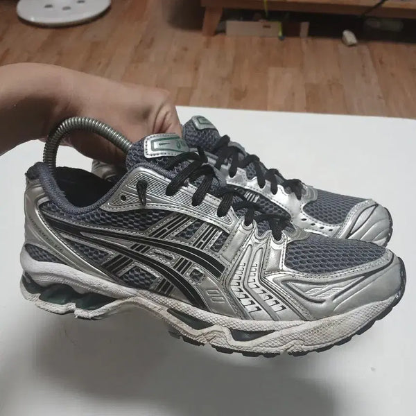 [BUNJANG] Asics Gel-Kayano 27 Silver Black Men's Running Shoes / 아식스 젤카야노 27 실버 블랙 남성 250
