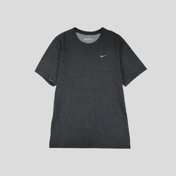[BUNJANG] Nike 00s Deep Grey Tonal Swoosh Logo Fit-Dry Cotton Blend T-Shirt M / 나이키 00s 딥그레이 톤톤 스우시 로고 핏드라이 코튼블렌드 반팔 티셔츠 M