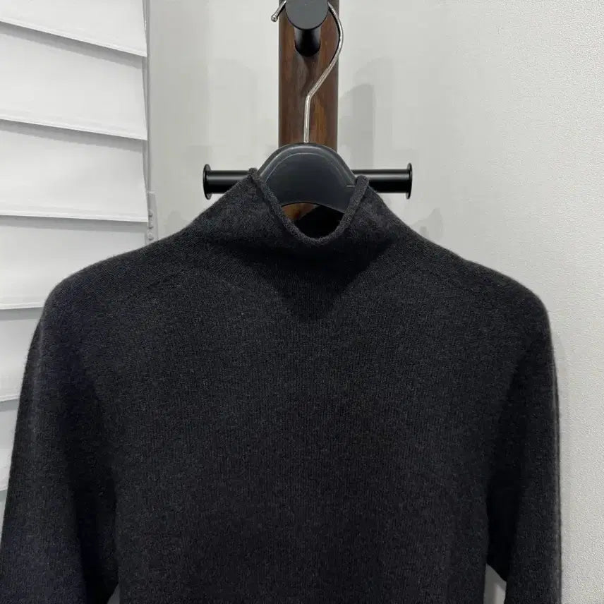 [BUNJANG] The Cashmere 100% Cashmere Charcoal Turtleneck Knit / 더캐시미어 캐시미어 100% 차콜 터틀넥 니트