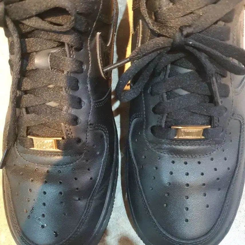 [BUNJANG] Nike Air Force 1 Low Black Gold / 나이키 에어포스 1 로우 블랙 금장