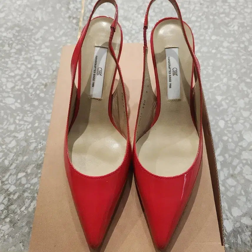 [BUNJANG] Handmade Red Enamel Slingback Heels - Size 240 / 수제화 레드 에나멜 슬링백 240