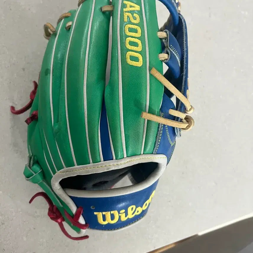 [BUNJANG] Wilson A2000 11.75 Inch Baseball Glove / 윌슨 a2000 11.75인치