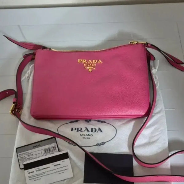 [BUNJANG] Prada Magenta Pink Double Zipper Crossbody Bag / (여름특가)프라다 마젠다핑크 더블지퍼 크로스백 프라다가방
