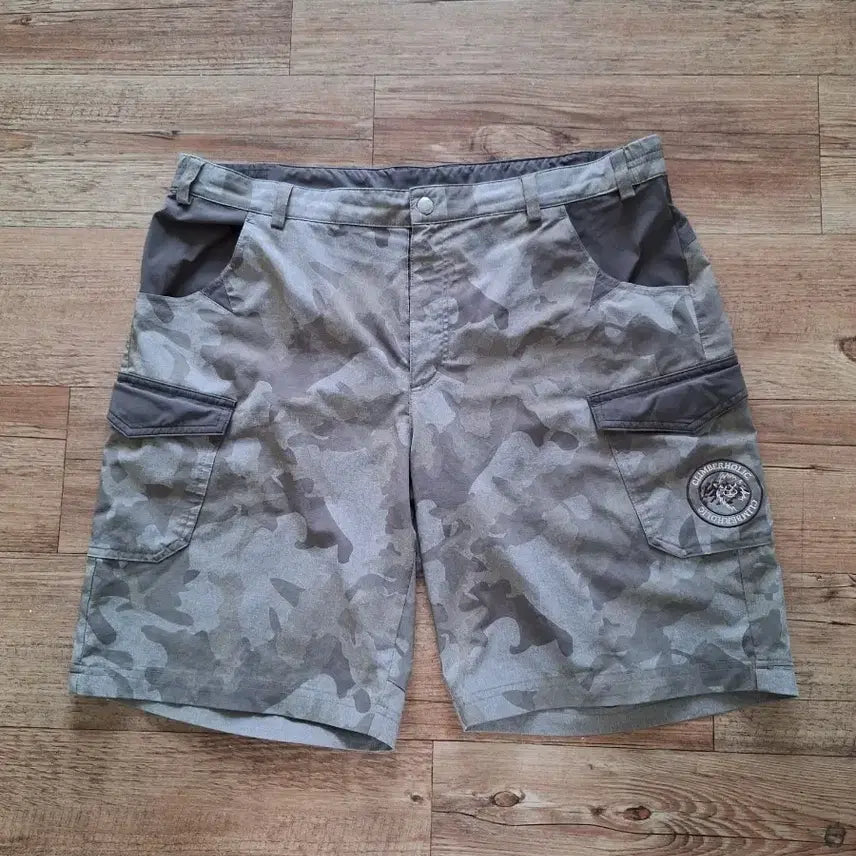 [BUNJANG] Climberholic Camo Cargo Shorts / 클라이멀홀릭 카모 반바지 34