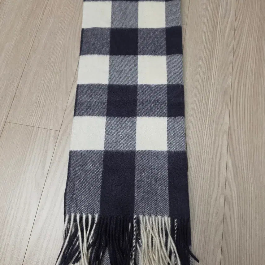 [BUNJANG] Burberry Cashmere Scarf / 버버리 캐시미어 머플러