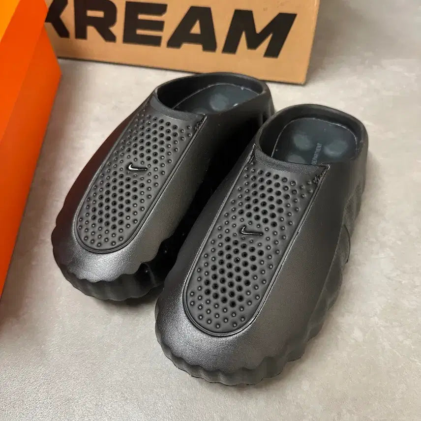 [BUNJANG] Nike Mind 001 Anthracite All Black Shoes Size 280 / 나이키 마인드 001 앤트러사이트 올블랙 280