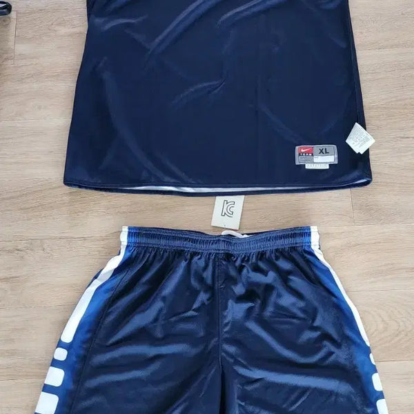 [BUNJANG] Nike Korean National Basketball Team Training Set / 나이키 농구국대 연습복 세트 소장용 새제품