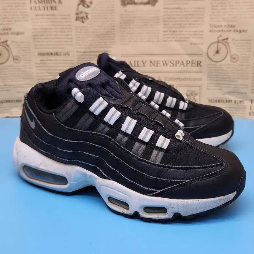 [BUNJANG] Nike Air Max 95 Sneakers (245mm) / 나이키 에어맥스 95 운동화 245