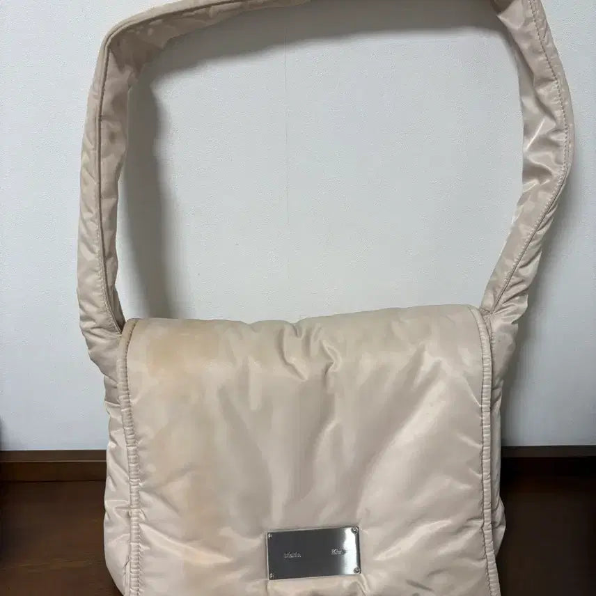 [BUNJANG] Matin Kim Padded Bag Beige / 마뗑킴 패딩백