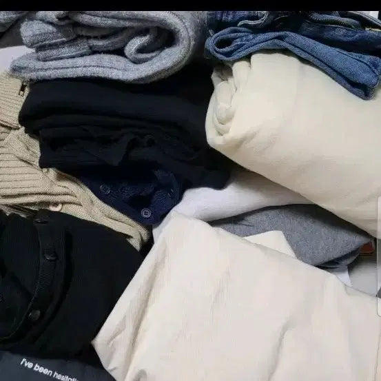 [BUNJANG] Women's Clothing and Accessories Bundle (40 items) / 의류 잡화 묶음 판매(40벌)
