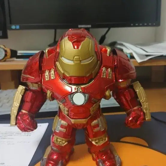 [BUNJANG] Hulkbuster Figure / 헐크버스터 피규어