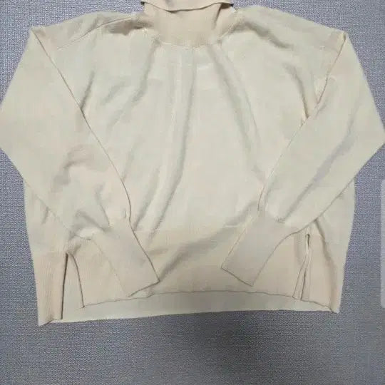 [BUNJANG] Maison Margiela Ivory Turtleneck Knit Sweater Size S / 메종마르지엘라터틀넥아이보리니트.  S